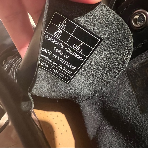 Dr. Marten 1460 Boots - Picture 5 of 7